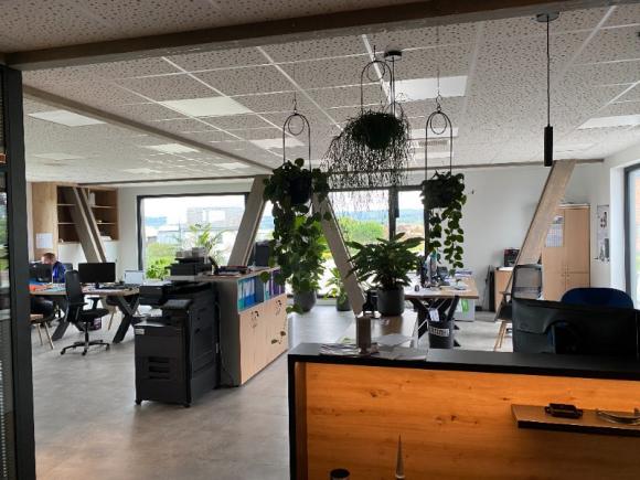 Vos bureaux en structure bois à Cherain : modernité et durabilité